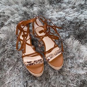 NWOT Louise etcie beautiful brown wedge espadrille sandals size 7